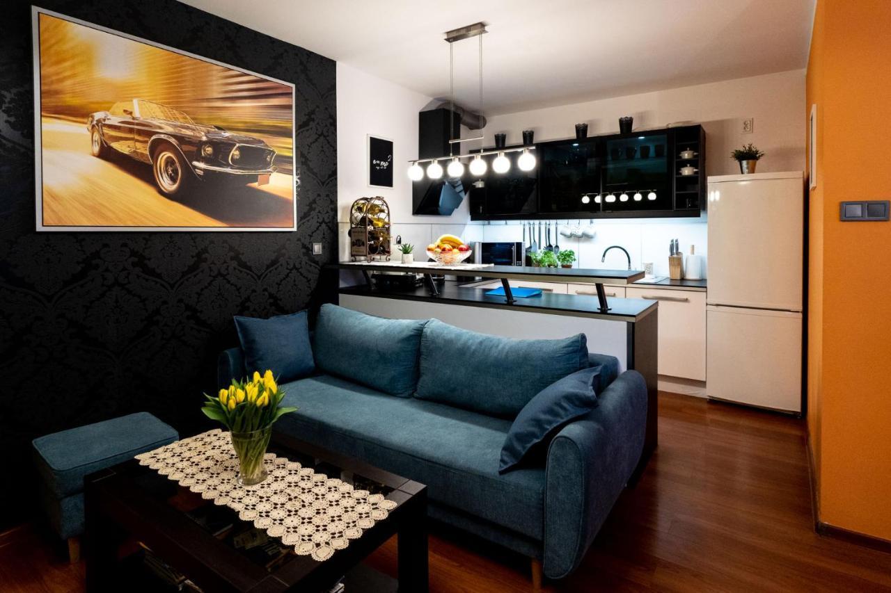 קרקוב Torre Verona Apartment - 70M2, Terrace, Garage מראה חיצוני תמונה