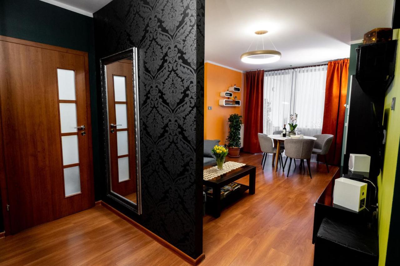 קרקוב Torre Verona Apartment - 70M2, Terrace, Garage מראה חיצוני תמונה