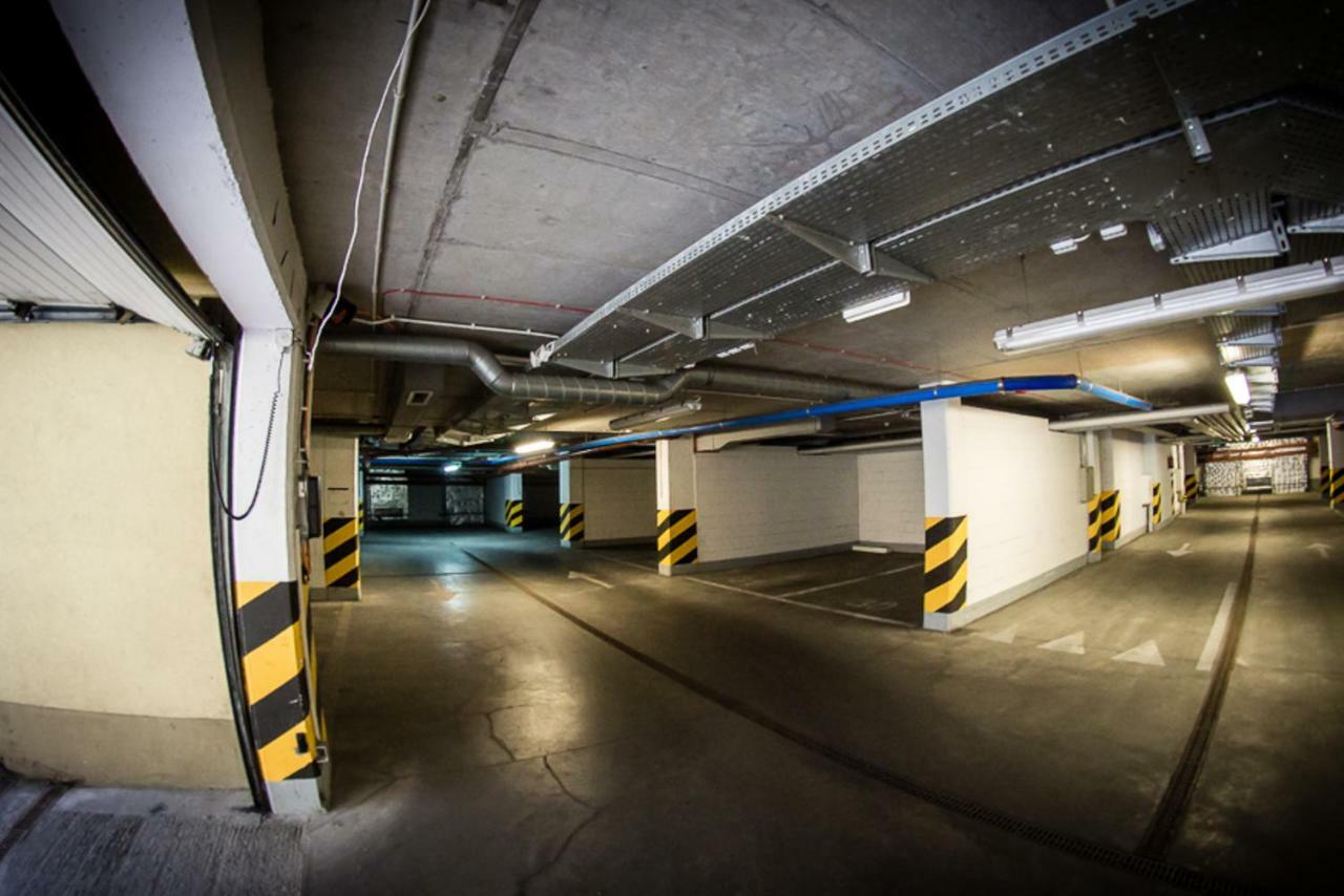 קרקוב Torre Verona Apartment - 70M2, Terrace, Garage מראה חיצוני תמונה